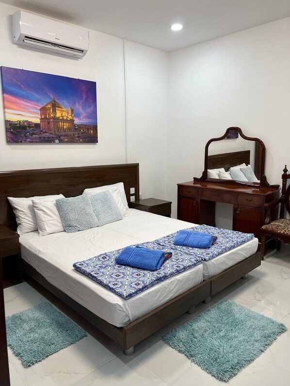 1 chambre, fer et planche Ă repasser, Wi-Fi, draps fournis