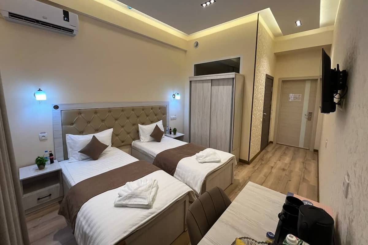 Standard Double Room Single Use, City View | In-room safe, laptop workspace, blackout drapes, soundproofing