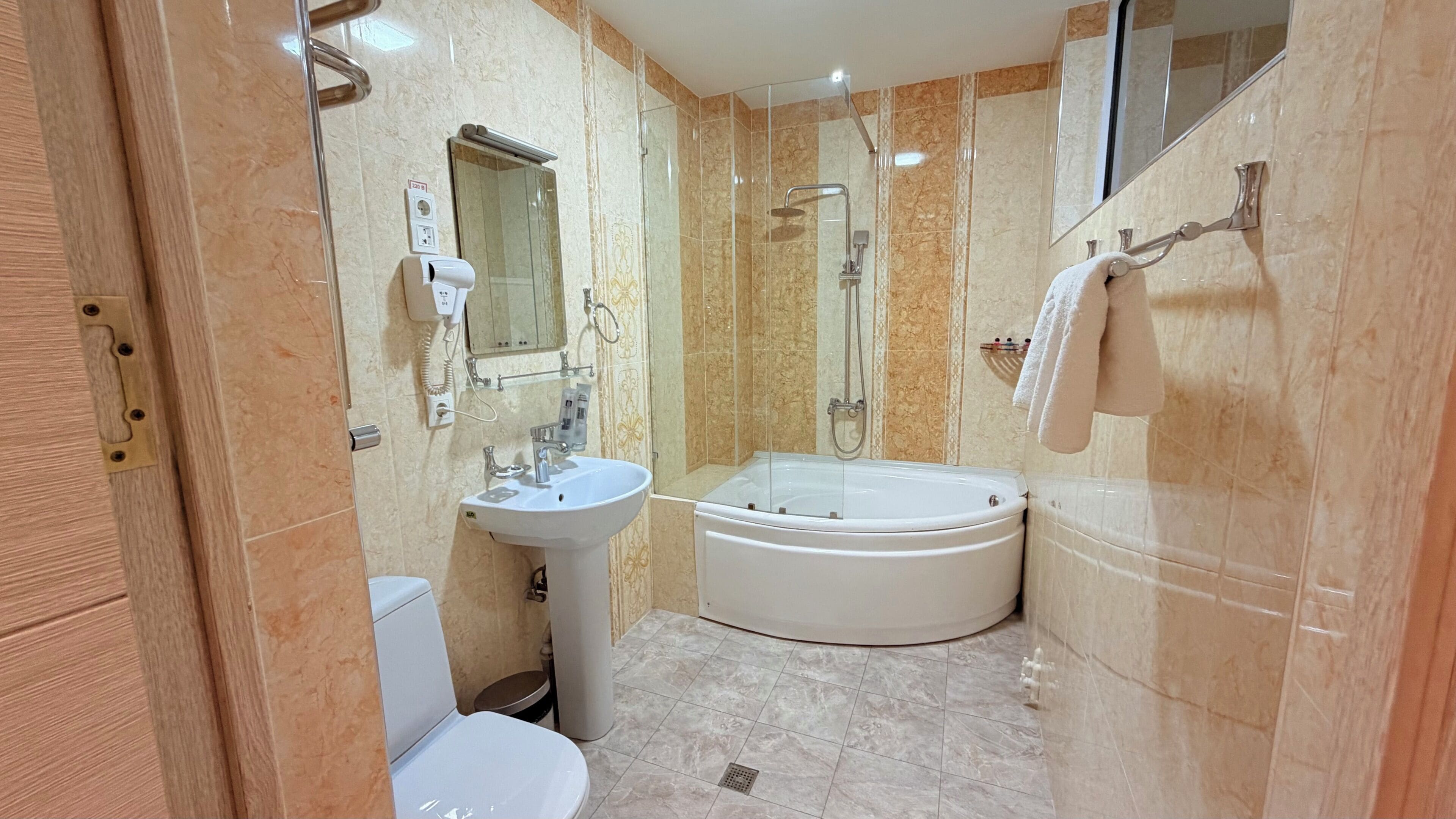 Foto - Aks Hotel