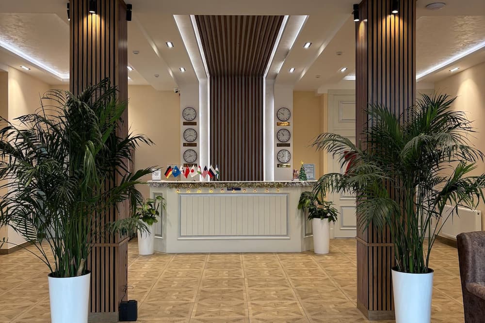 AKS HOTEL