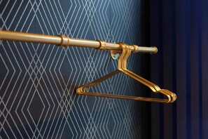 Miscellaneous - Central 2 Bedroom Flat (South Yorkshire)