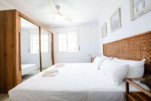 3 bedrooms, iron/ironing board, travel cot, WiFi