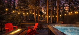 Navigate Stays Hot Tub Home 5 Min to Ski Resort