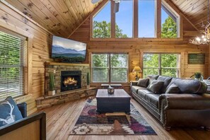 Fernseher, Kamin, Videospiele