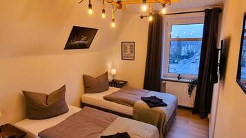 3 Schlafzimmer, Schreibtisch, kostenloses WLAN