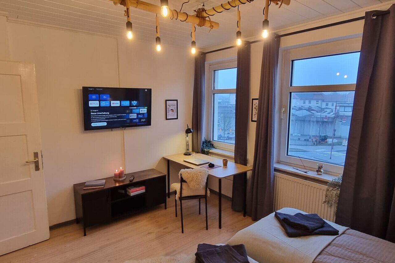 3 soverom, skrivebord og wi-fi (inkludert)