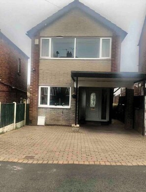 House | Exterior - Charming 3 Bedroom House in Sheffield (Sheffield)