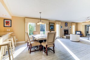 Apartment (3 Bedrooms) | Interior - Kayaks, Bikes & Bay Access: Bradenton Escape! (Bradenton)