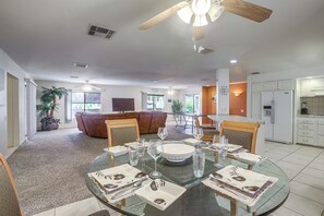 House (2 Bedrooms) | Interior - Swim & Golf: Palm Desert Home in Senior Community! (Palm Desert)