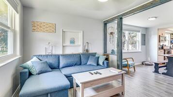 Cottage (2 Bedrooms) | Interior