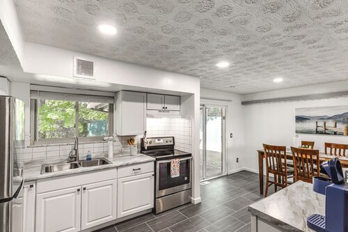 Dayton Home 4 Mi to Downtown, Pets Welcome!