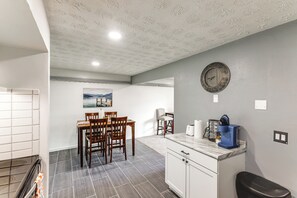Nhà (3 Bedrooms) | Nội thất