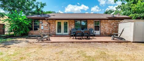 House (3 Bedrooms) | Front of property