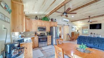 Rumah (2 Bedrooms) | Interior