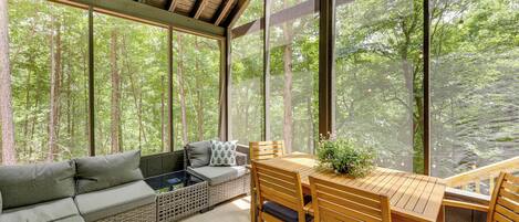 Nhà (3 Bedrooms) | Khu ăn uống