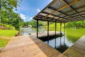 Interior - Dock + Fire Pit: Waterfront Lake Martin Retreat! (Dadeville)