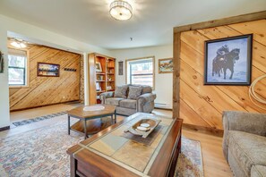 Casa (2 Bedrooms) | Interior