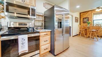 Rumah (2 Bedrooms) | Interior