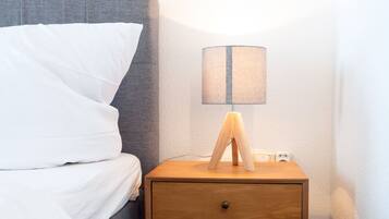 1 bedroom, free WiFi, bed sheets