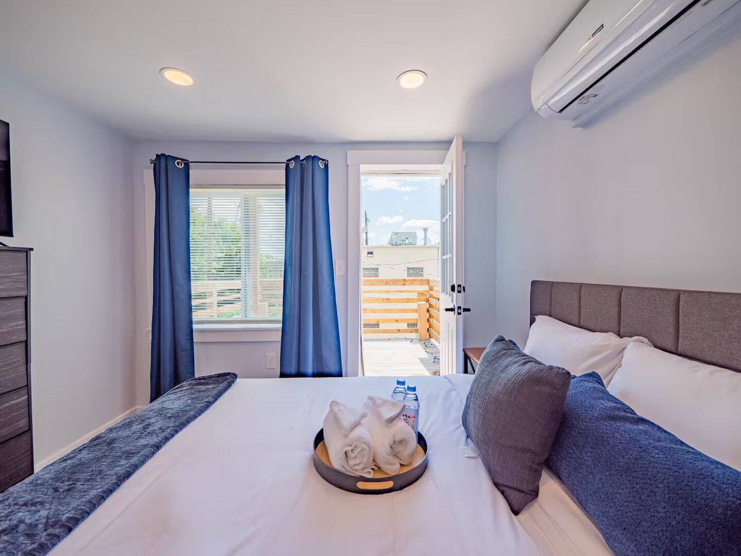 4 slaapkamers, een bureau, wifi, beddengoed