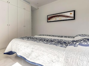 Villa | 6 chambres, accès au Wi-Fi (inclus), literie fournie