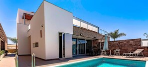 Piscine intérieure