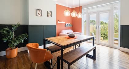 Host & Stay | Newton House