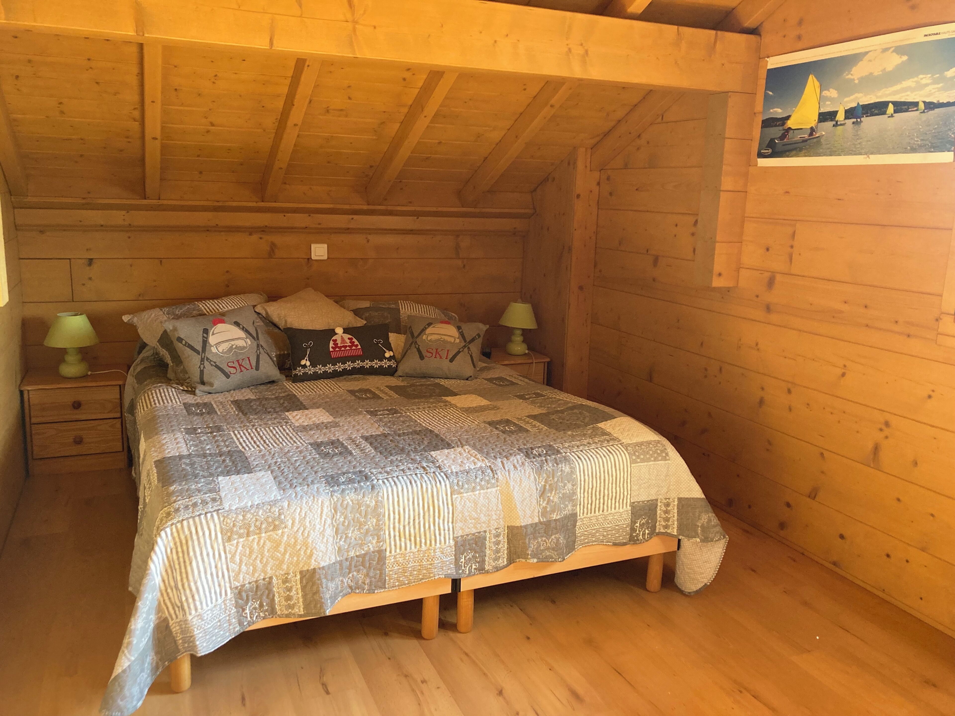 2 chambres, fer et planche à repasser, lit parapluie, Wi-Fi gratuit