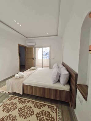 3 bedrooms, iron/ironing board, WiFi, bed sheets - Beautiful villa with pool sea view in front of hotel sidi slim aghir djerba (Aghir)