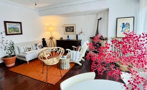 Fireplace - 3-bed Artist Chalet Near San Sebastian, Sleeps 6 (Arruazu)