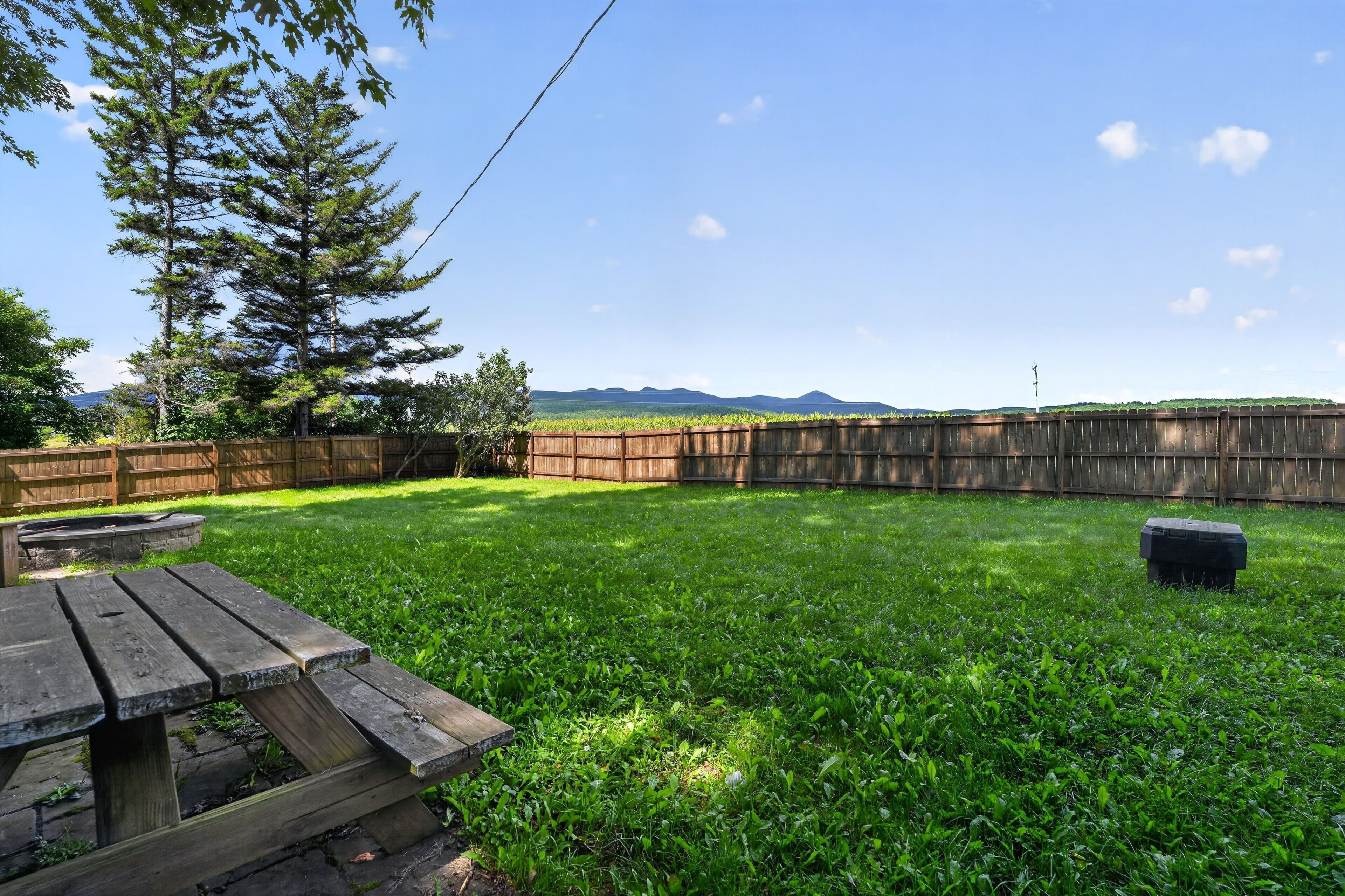 House, 4 Bedrooms | Terrace/patio