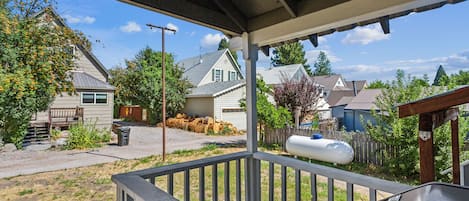House, 2 Bedrooms | Property grounds