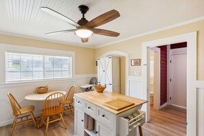 House, 2 Bedrooms | Dining - Charming Downtown Mccloud Retreat 2 Bedroom Home by RedAwning (McCloud)