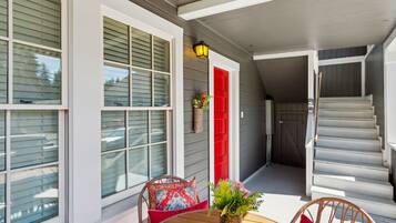 House, 2 Bedrooms | Outdoor dining