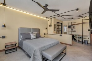 1 habitación, escritorio, wifi y ropa de cama 
