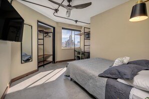 1 chambre, bureau, Wi-Fi, draps fournis