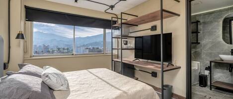 1 makuuhuone, työpöytä, Wi-Fi, vuodevaatteet