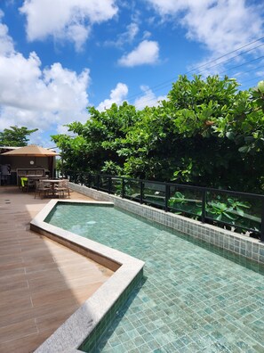 Indoor pool, 2 outdoor pools, pool umbrellas, pool loungers - Flat Zero7 Villa del Porto com piscina  (Ipojuca)