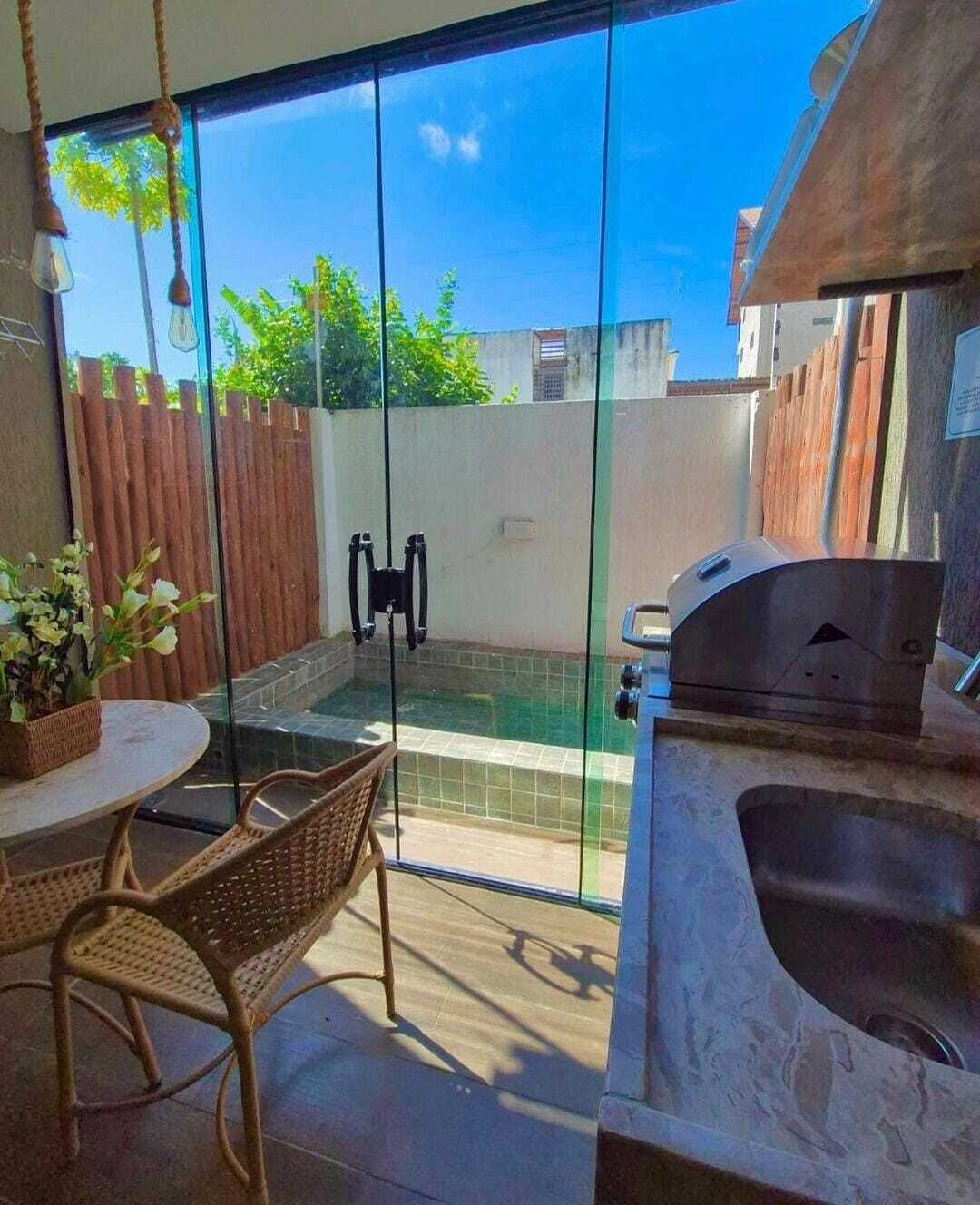 Estudio Confort, balcón | Patio hawaiano