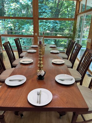 Dining - 5-Bedroom 6000SF wood and glass retreat in Atlanta, surrounded by greenery.   (Atlanta)