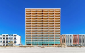 Exterior - Luxury Beachfront Living - Phoenix Orange Beach 804 (Orange Beach)