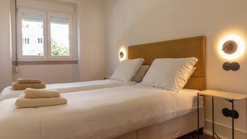 2 slaapkamers, een strijkplank/strijkijzer, reisbedje, gratis wifi