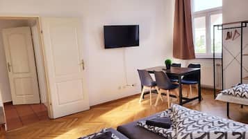 Apartment, Balkon | Schallisolierte Zimmer, kostenloses WLAN