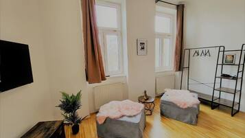 Apartment, 1 Schlafzimmer | Schallisolierte Zimmer, kostenloses WLAN