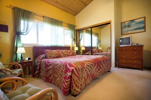 3 bedrooms, free WiFi, bed sheets - Roomy 3 Bedroom w/Two-Levels - Makahuena 4303 (Koloa)