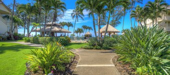 Studio w/Ocean Views - Islander On The Beach 322