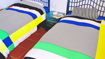 2 slaapkamers, een strijkplank/strijkijzer, wifi, beddengoed