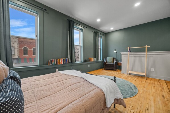 1 bedroom, desk, iron/ironing board, free WiFi