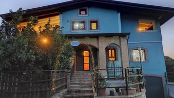 EntrĂ©e de lâhĂ©bergement