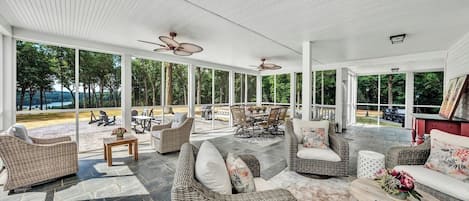 电视、乒乓球、立体声音响